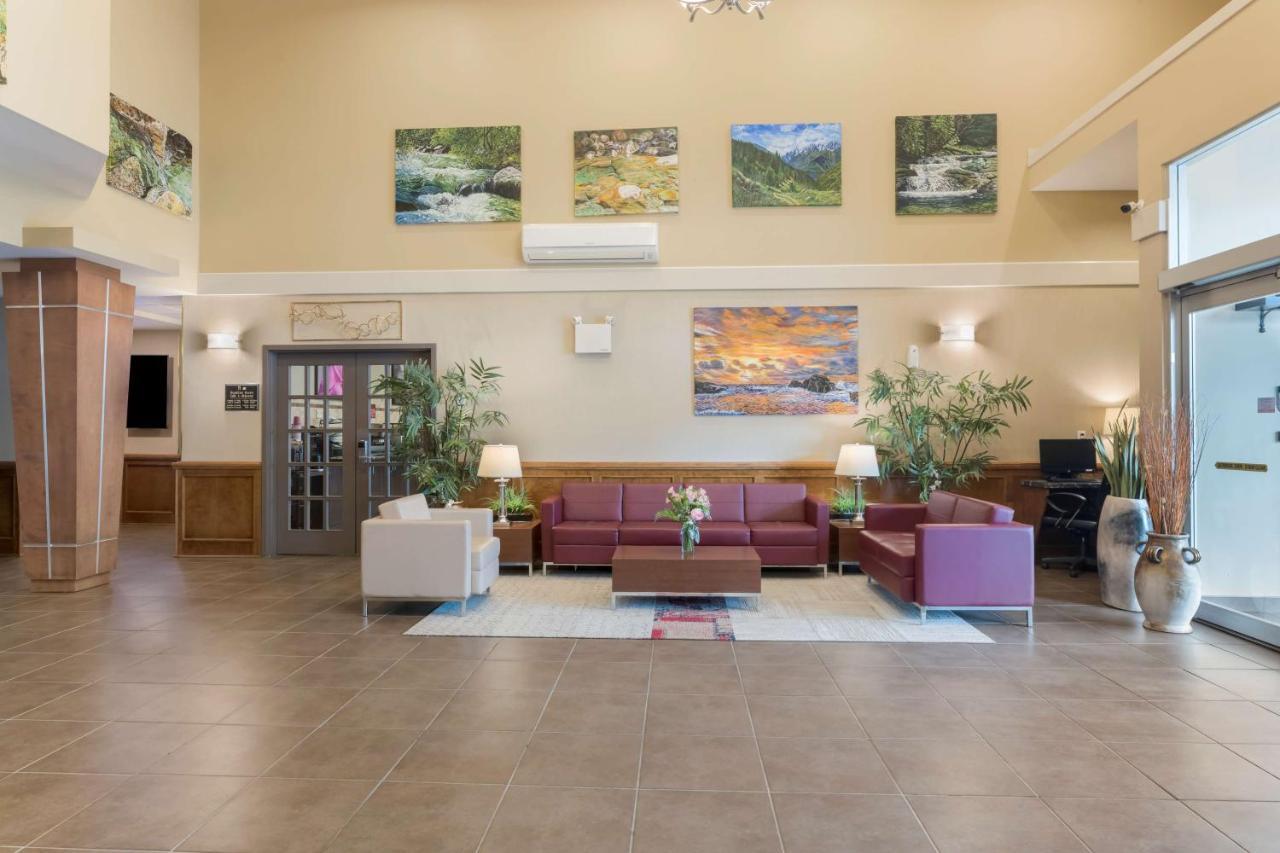 Best Western Plus Saint John Hotel & Suites Exterior foto
