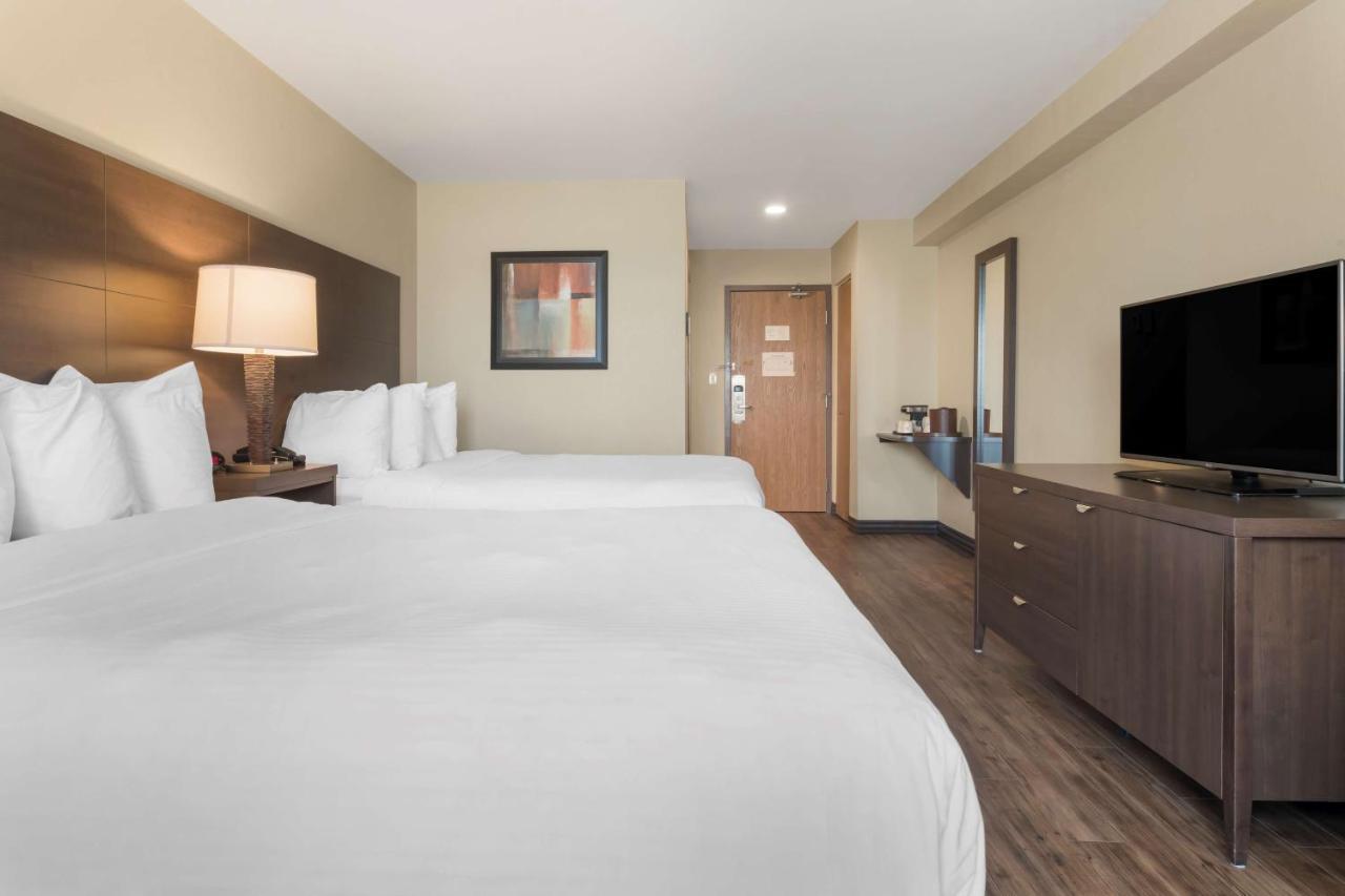 Best Western Plus Saint John Hotel & Suites Exterior foto